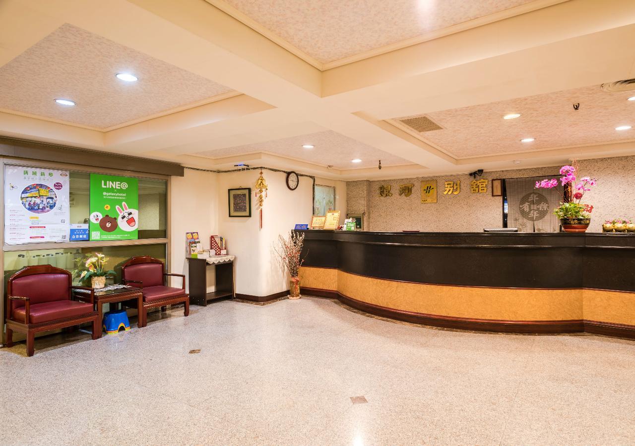 Galaxy Hotel Тайджун Екстериор снимка