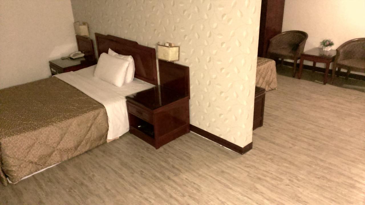Galaxy Hotel Тайджун Екстериор снимка